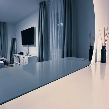 Piz Alpina Grosse, Moderne Mit Bergsicht * دافوس